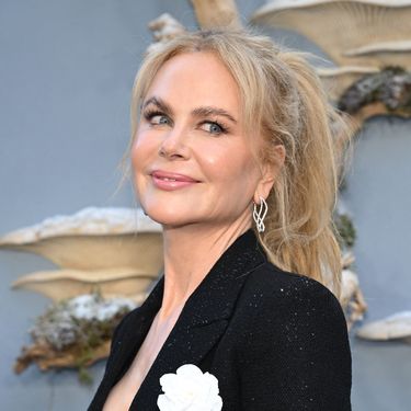 Glumica je na sakou nosila bijeli cvijet