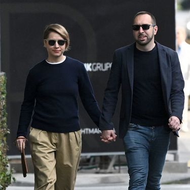 Iva Mertić Tomašević u tenisicama i širokim hlačama na lokalnim izborima - 4