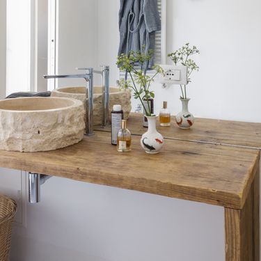 Kameni umivaonik ili sudoper podignut će izgled kupaonice ili kuhinje - 8