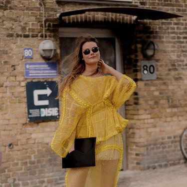 Gole haljine u street style izdanjima s Tjedana mode - 3