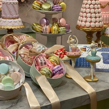 Saša Šekoranja već tradicionalno uredio je izlog svog cvjetnog atelijera u božićnom duhu - 9