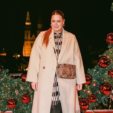 Lucija Lugomer u kaputu s resama iz trgovine Mango - 4