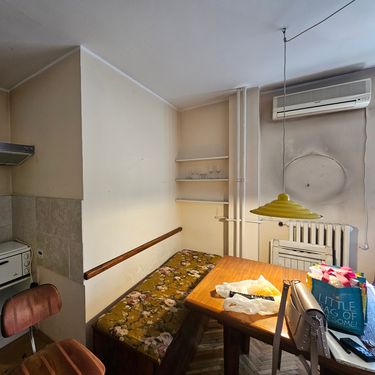 Stan od 27 kvadrata iz Beograda