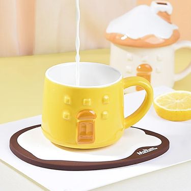 Šalica u obliku snježne kuće