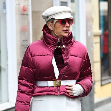 Bijeli odjevni komadi u zimskim street style izdanjima sa zagrebačke špice - 2