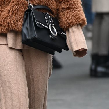 Pletene hlače su tople, udobne i izgledaju lijepo