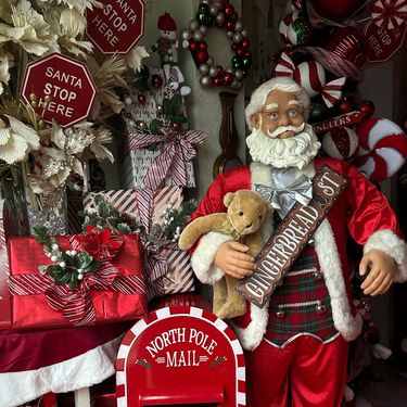 Božićno uređenje kuće velikog ljubitelja tog blagdana - 8