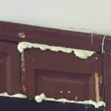 Urnebesno postavljena nova ulazna vrata