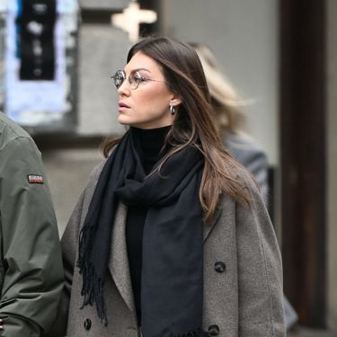 Ona: Klasična elegancija uz trendy detalje