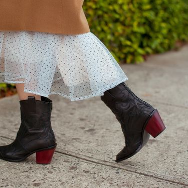 Kaubojke su omiljena obuća iz godine u godinu