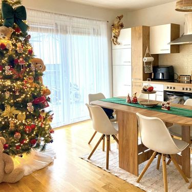 Božićno uređenje stana Monike Avdiji - 12