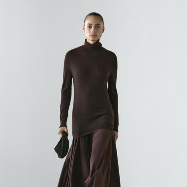 Massimo Dutti, 125 eura
