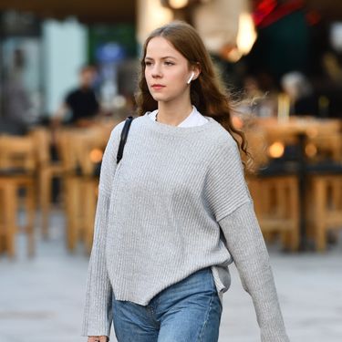 Ulična moda iz centra Zagreba u bijelim tenisicama - 24