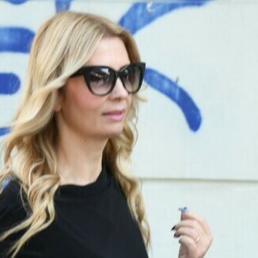 Dama iz Zagreba s kultnom torbom