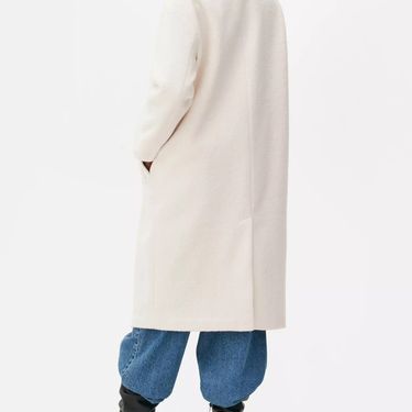 Topli kaput iz trgovine Primark od 47 eura koji izgleda kao dizajnerski komad - 6