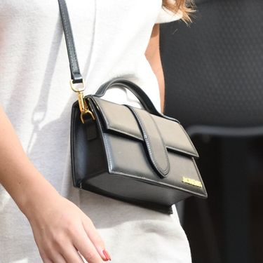 Torba brenda Jacquemus u zagrebačkom street style izdanju