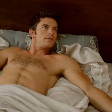Jonathan Bailey (Lord Anthony Bridgerton)