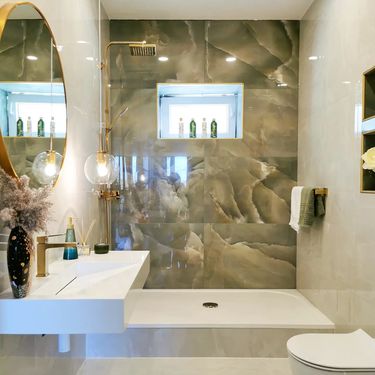 Bračni par iz Zagreba preuredio je svoju kupaonicu staru više od 30 godina - 12