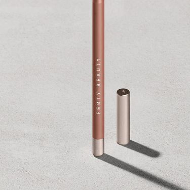 Fenty Beauty Trace'd Out Pencil Lip Liner (Pnut Butta), 24 eura