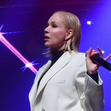 Jelena Rozga u Miu Miu čizmama na Bučijadi - 4