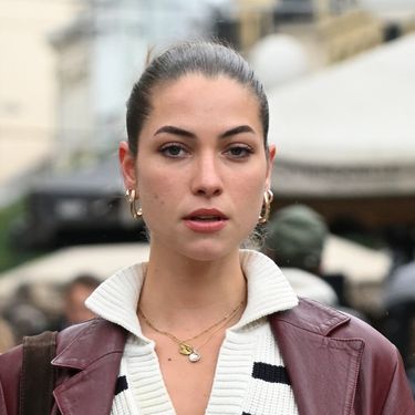 Mlada dama centrom Zagreba je prošetala u top izdanju