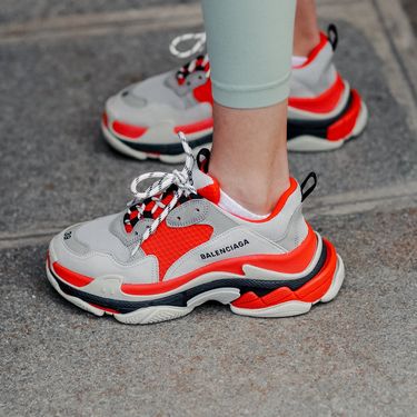 Predimenzionirane tenisice