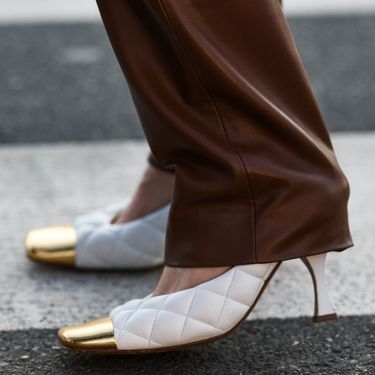 Modeli s kvadratnim vrhom