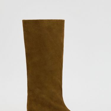 Reserved, 89,99 eura