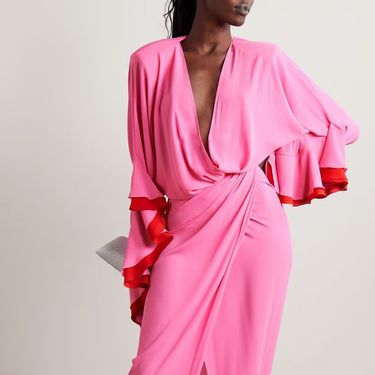 Sandra Elkasević nosi ružičastu haljinu brenda Nervi