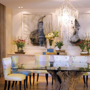 Glamurozan stan u kojem su stolci u blagovaonici i ormarić u kuhinji glavne zvijezde - 4