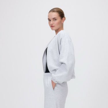 Antonija Mišura Sandrić nosi hlače s volanima koje dolaze u svijetlosivoj i ružičastoj boji (Reserved, 22,99 eura) - 5