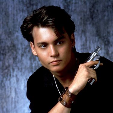 Johnny Depp izabran je za najzgodnijeg holivudskog glumca iz osamdesetih - 8