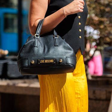 Zagrebačko street style izdanje u žutim hlačama