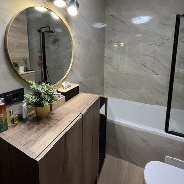 Stan u Španskom s glamuroznom kupaonicom - 11