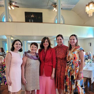 Crveno-ružičasto izdanje Sanje Musić Milanović