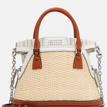 Ljupka Gojić Mikić nosi torbu od rafije modne kuće Maison Margiela