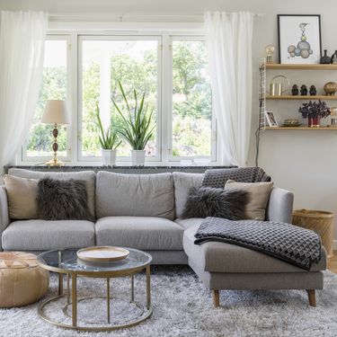 Dnevne sobe s tepisima - 15