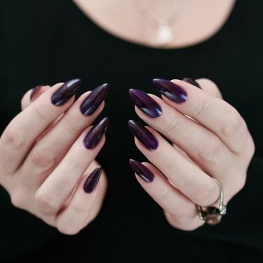 Nokti boje patlidžana