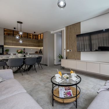 Famozno uređen stan s bazenom u Kaštel Kambelovcu - 14