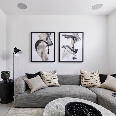 Poigrati se možete i monokromatski