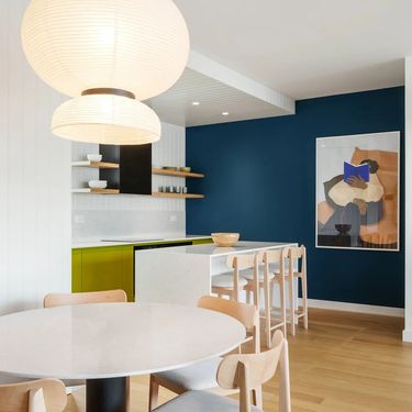 Stan za bračni par koji oduševljava detaljima