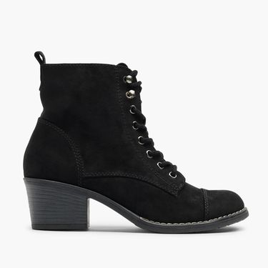 Deichmann, 19,99 eura