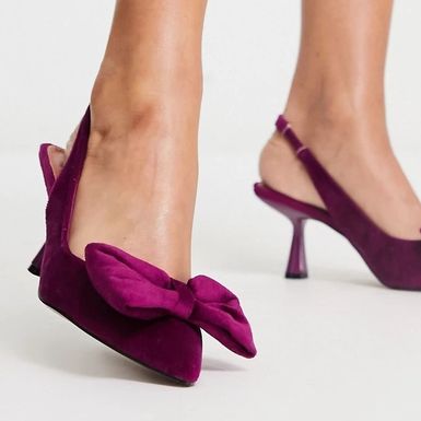 Asos, 17 funti (19,43 eura)