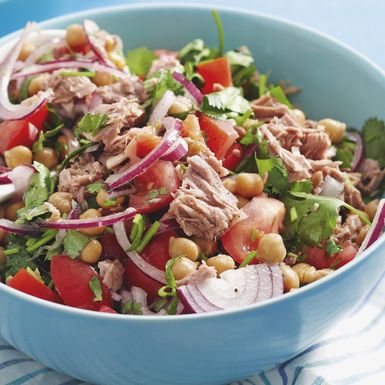 Salata od slanutka i tune (ilustrativna fotografija)