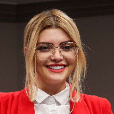 Ella Dvornik