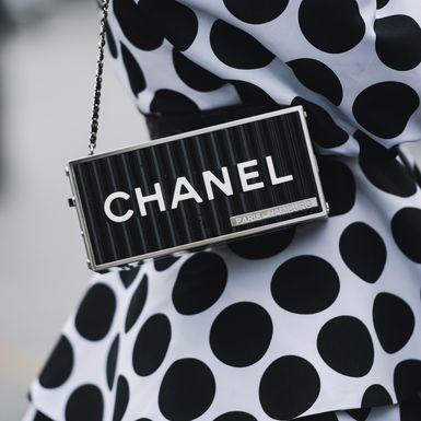 Topovi s pepumom bit će jako popularni ovo proljeće