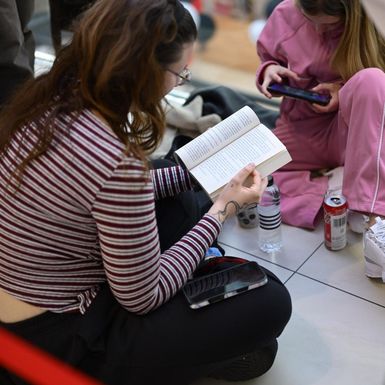 Hrvatice čekaju u redu na otvaranje Sephore u Zagrebu - 2