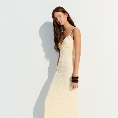 Bershka haljina, 25,99 eura