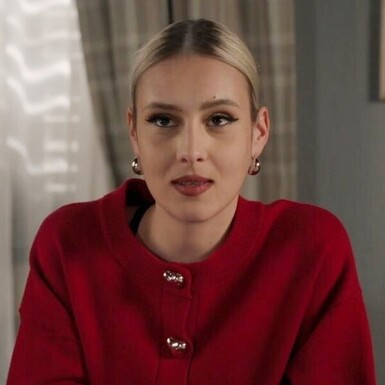 Lara Gotovac, lik iz serije Kumovi