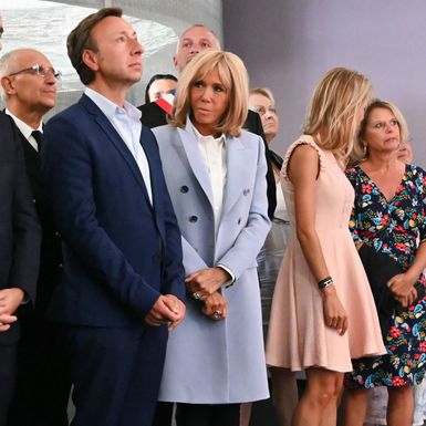 Brigitte Macron u predivnom kaputu - 1